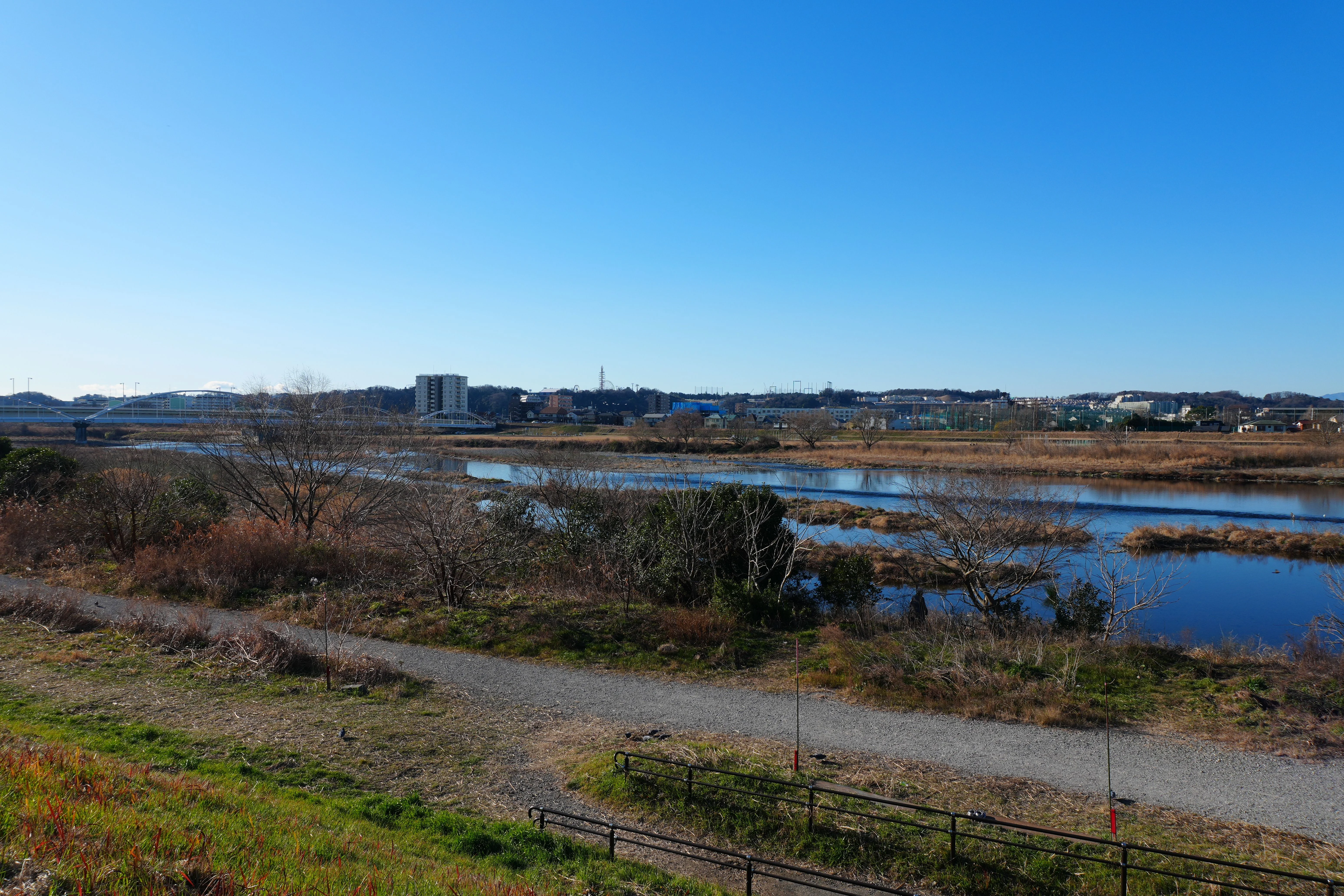 E PZ 16-50mm F3.5-5.6 OSS II - ISO 100 24 mm ƒ10 1/160s - 6192 × 4128