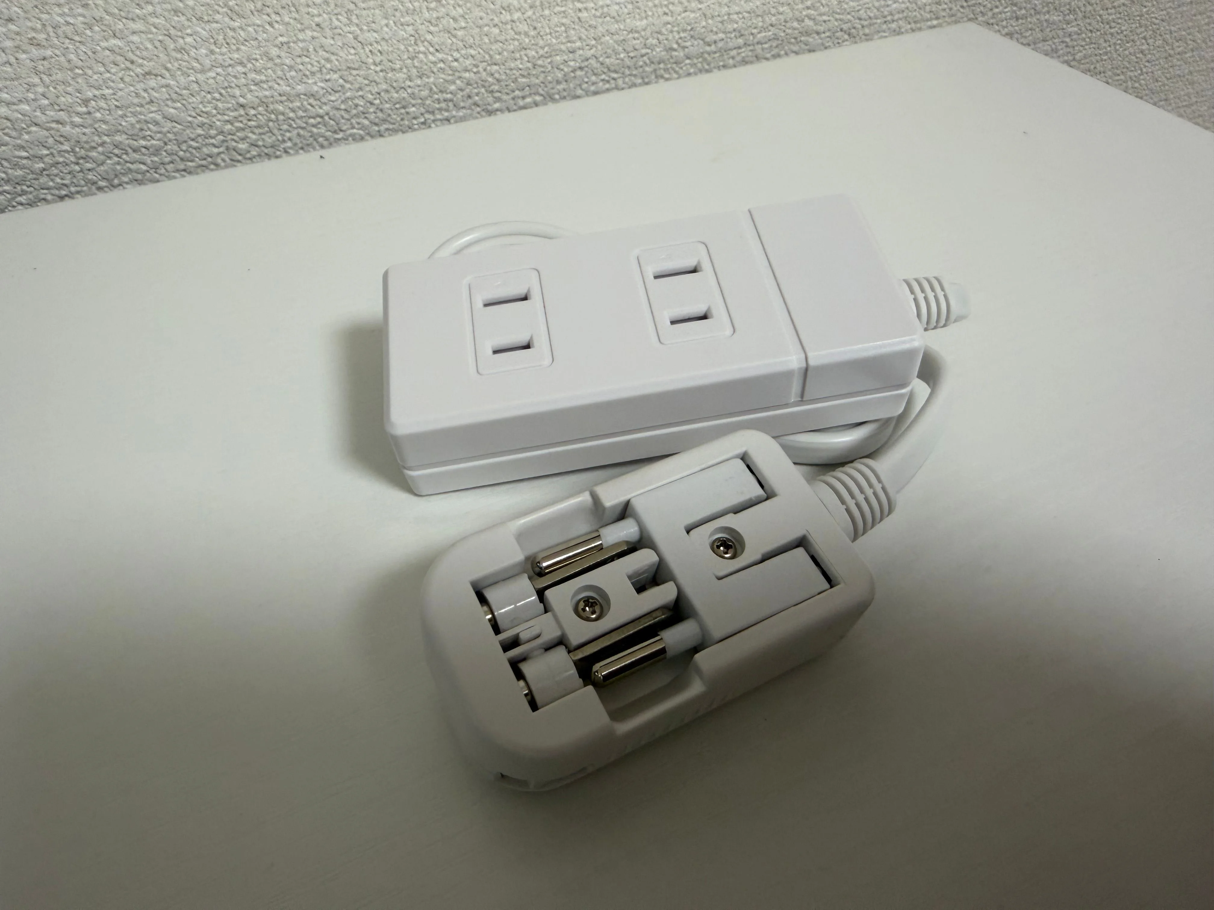 海外旅行用マルチ変換タップ